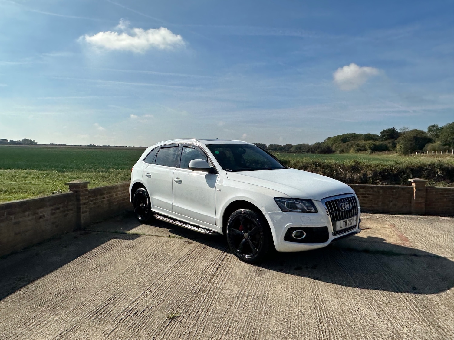 Used Audi Q5 2011 for sale - 76108335: Photo 8