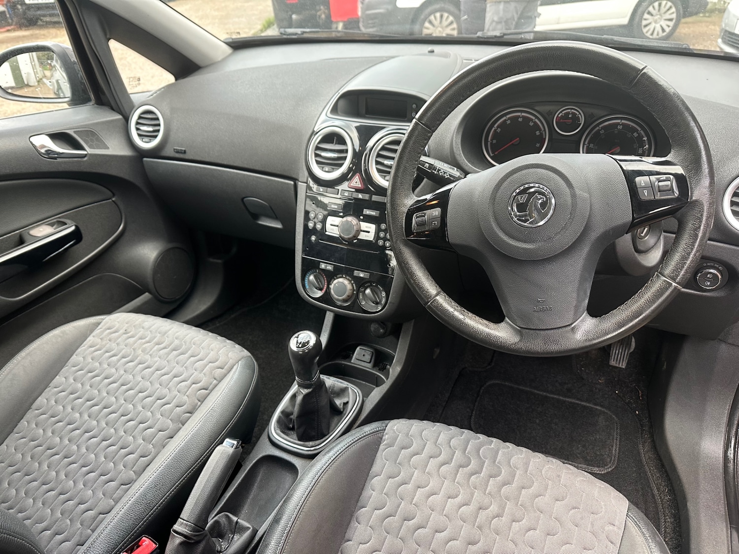 Used Vauxhall Corsa 2013 for sale - 76117132: Photo 18