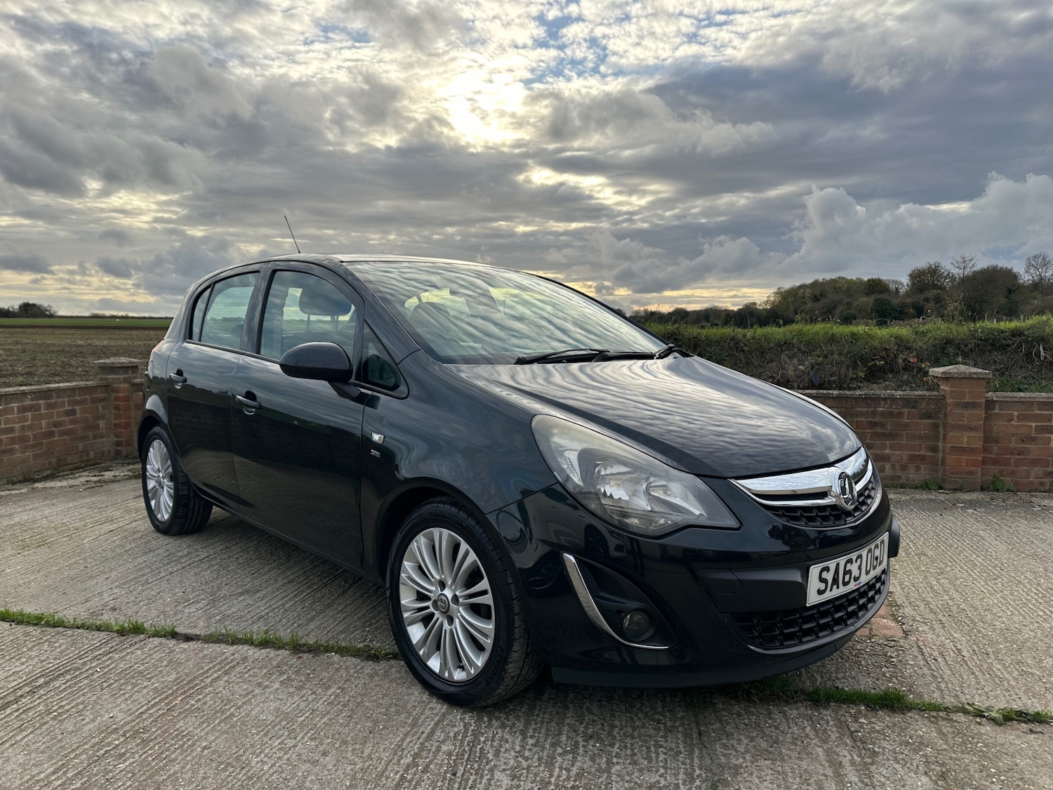 Used Vauxhall Corsa 2013 for sale - 76117132: Photo 3