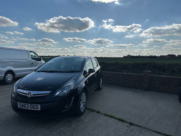 Used Vauxhall Corsa 2013 for sale - 76117132: Photo 3