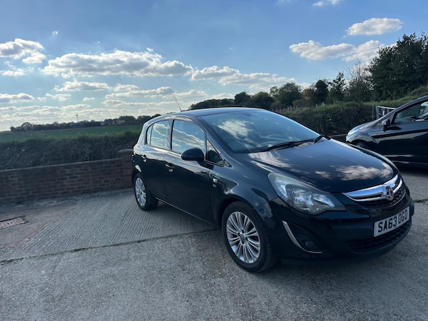 Used Vauxhall Corsa 2013 for sale - 76117132: Photo 4