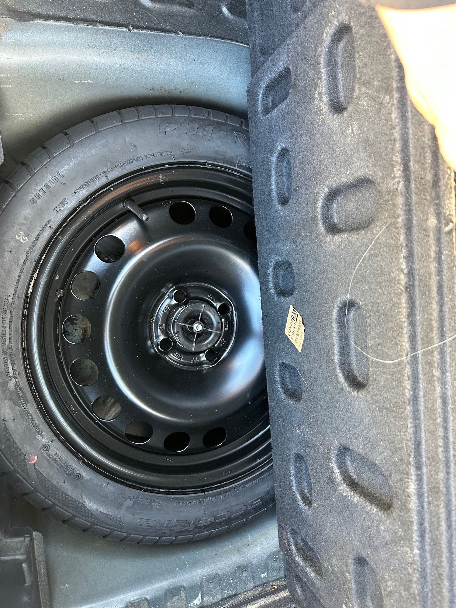 Used Vauxhall Corsa 2013 for sale - 76117132: Photo 6