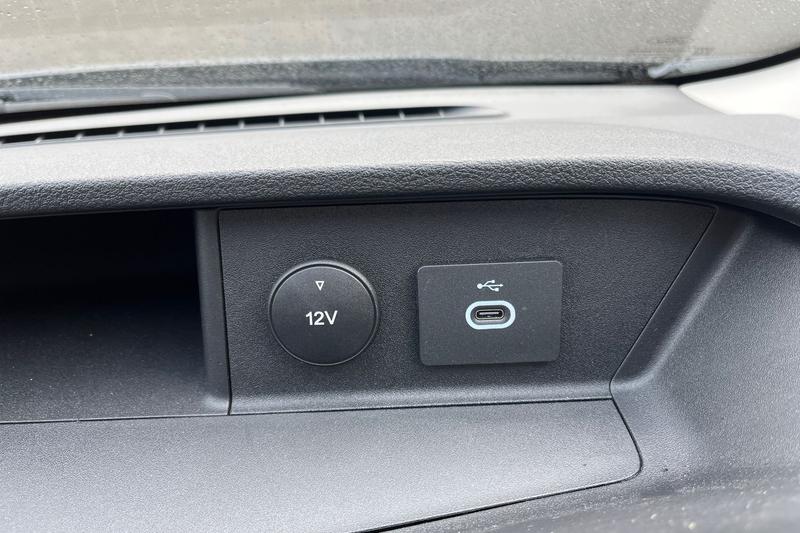 Used Ford E-Transit 2025 for sale - 76344445: Photo 40