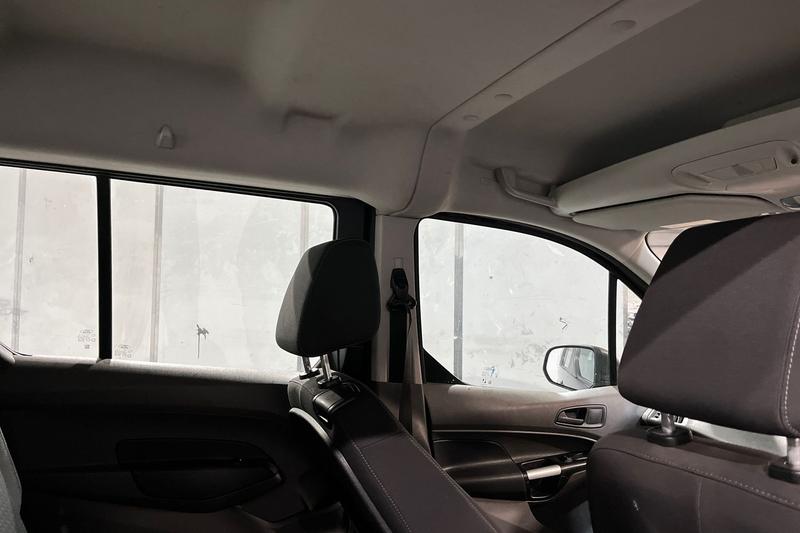 Used Ford Grand Tourneo Connect 2020 for sale - 77431250: Photo 35