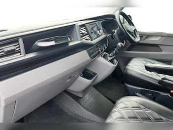 Used Volkswagen Transporter 2023 for sale - 76703177: Photo