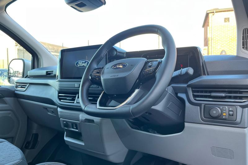 Used Ford Transit Custom 2025 for sale - 77157339: Photo 14