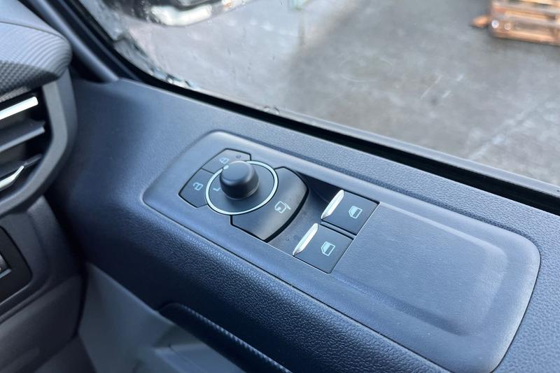 Used Ford Transit Custom 2025 for sale - 77157339: Photo 18