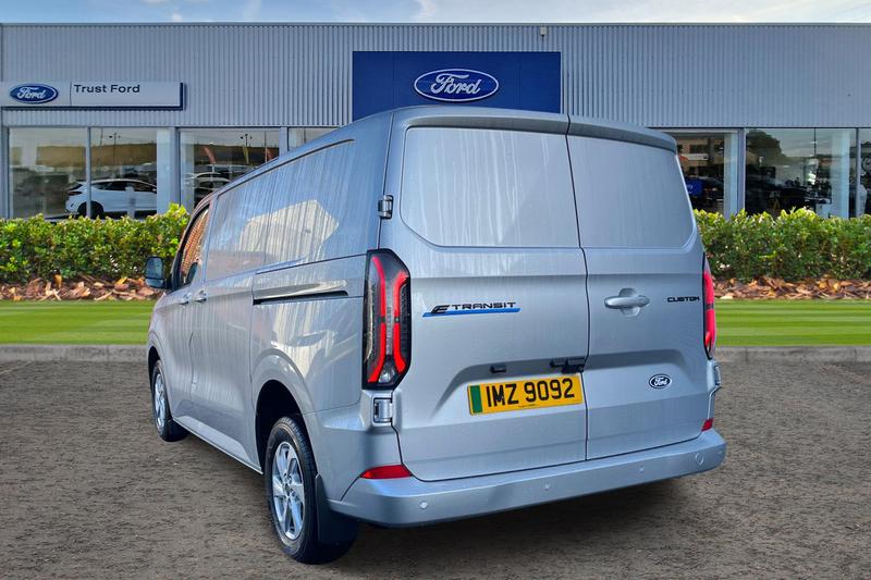 Used Ford Transit Custom 2025 for sale - 77157339: Photo 2