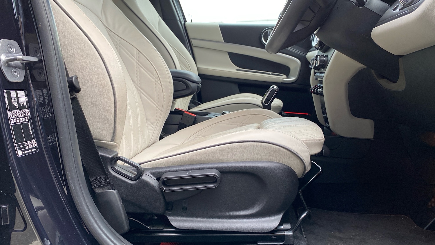 Used MINI Countryman 2023 for sale - 77528044: Photo 33