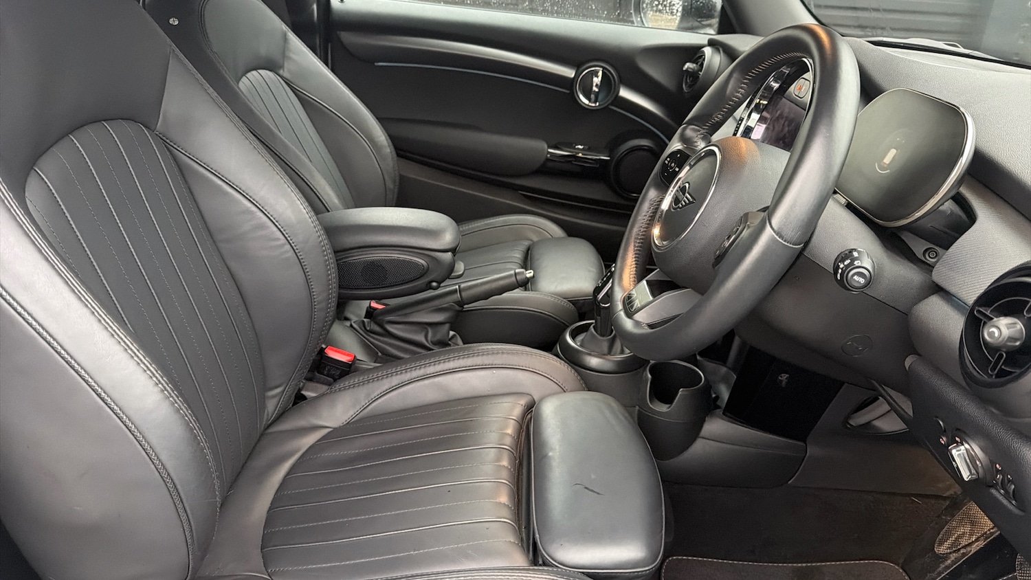 Used MINI Hatch 2023 for sale - 76980742: Photo 11