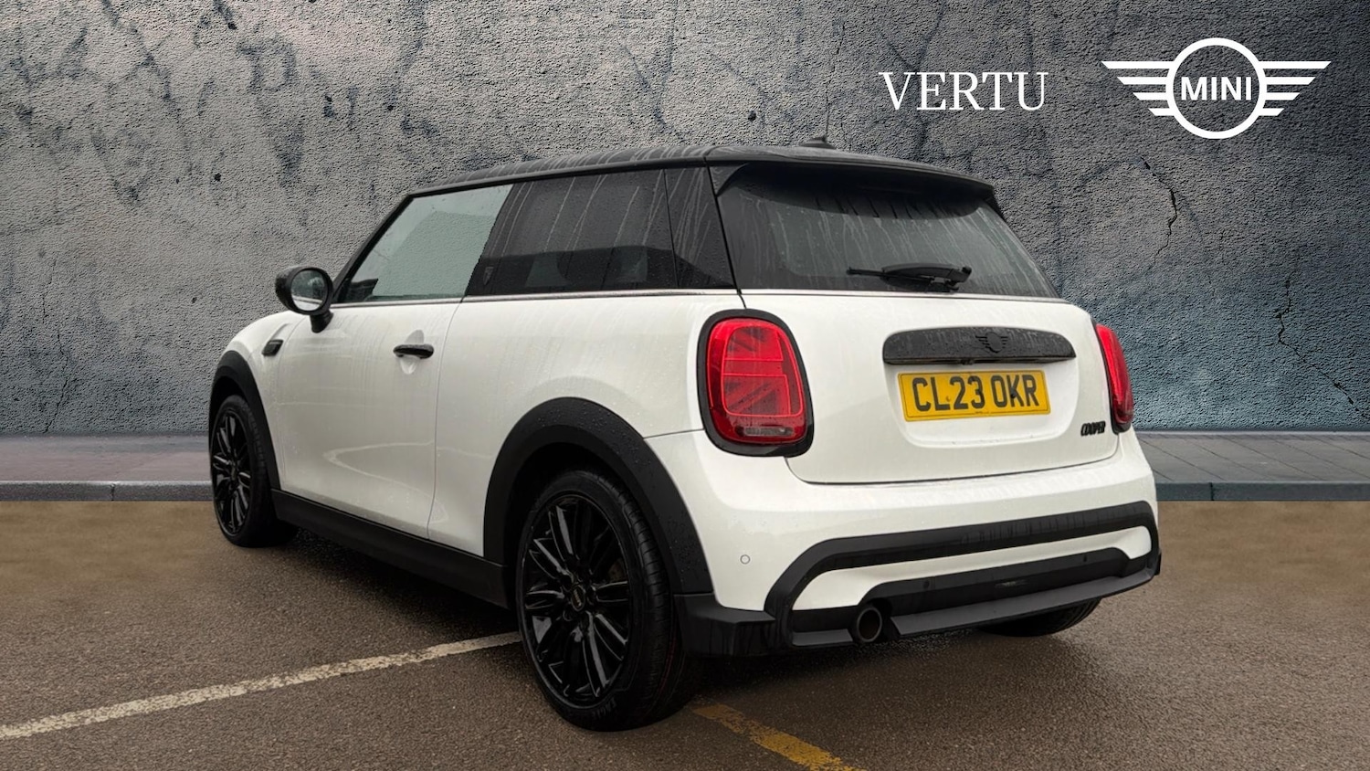 Used MINI Hatch 2023 for sale - 76980742: Photo 2