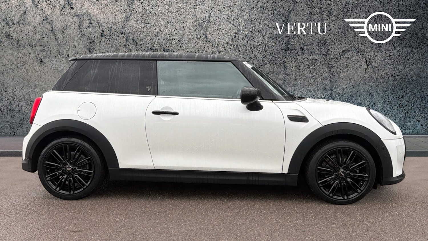 Used MINI Hatch 2023 for sale - 76980742: Photo 3