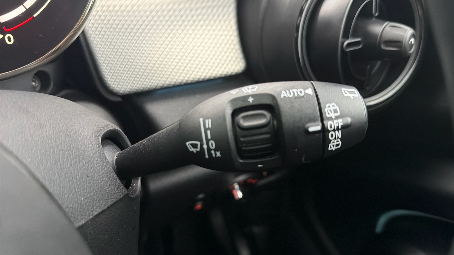 Used MINI Hatch 2023 for sale - 76980742: Photo 32