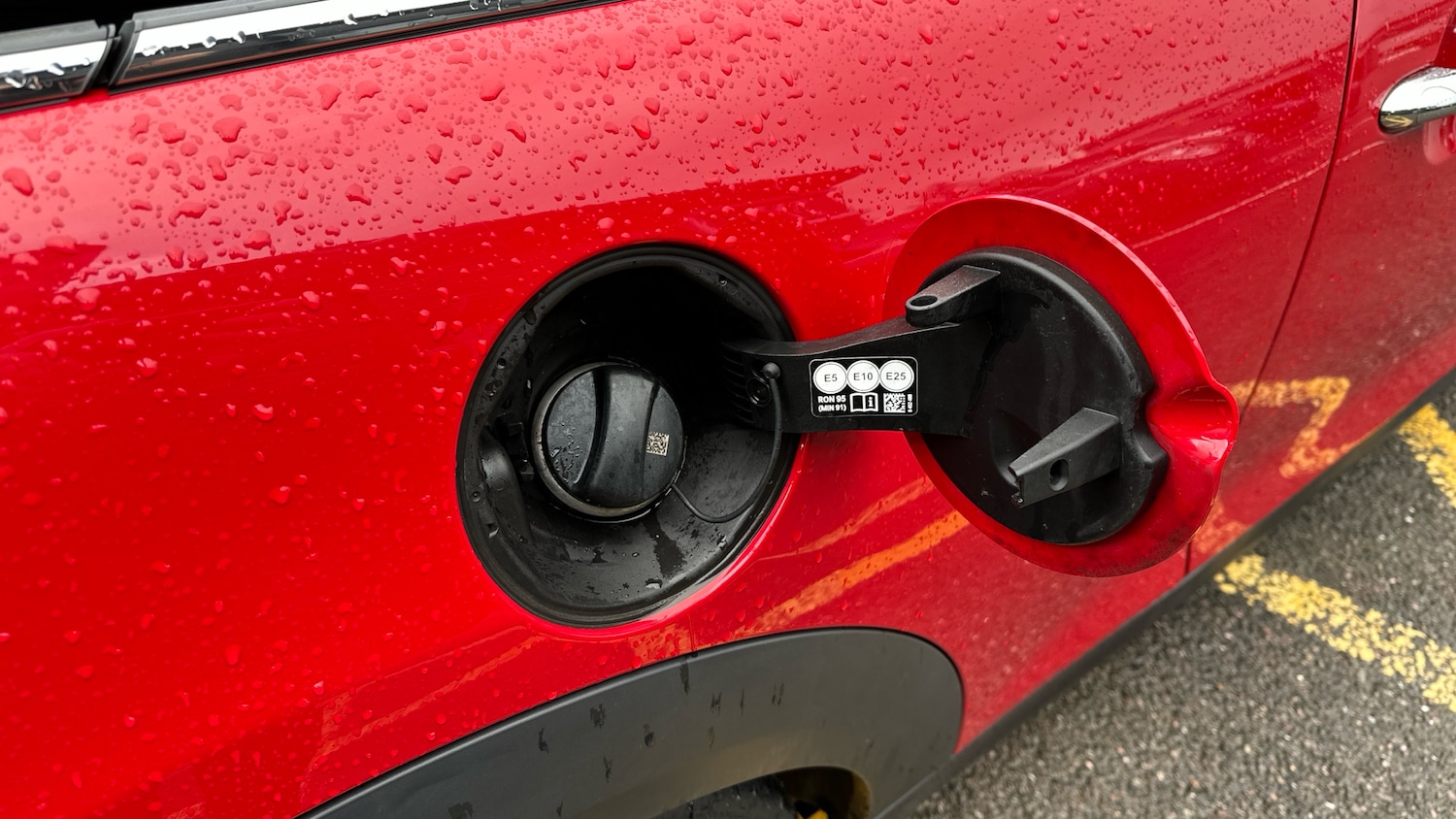 Used MINI Convertible 2022 for sale - 77288945: Photo 30