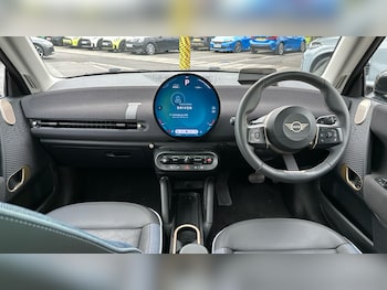 Used MINI Cooper 2024 for sale - 76692663: Photo