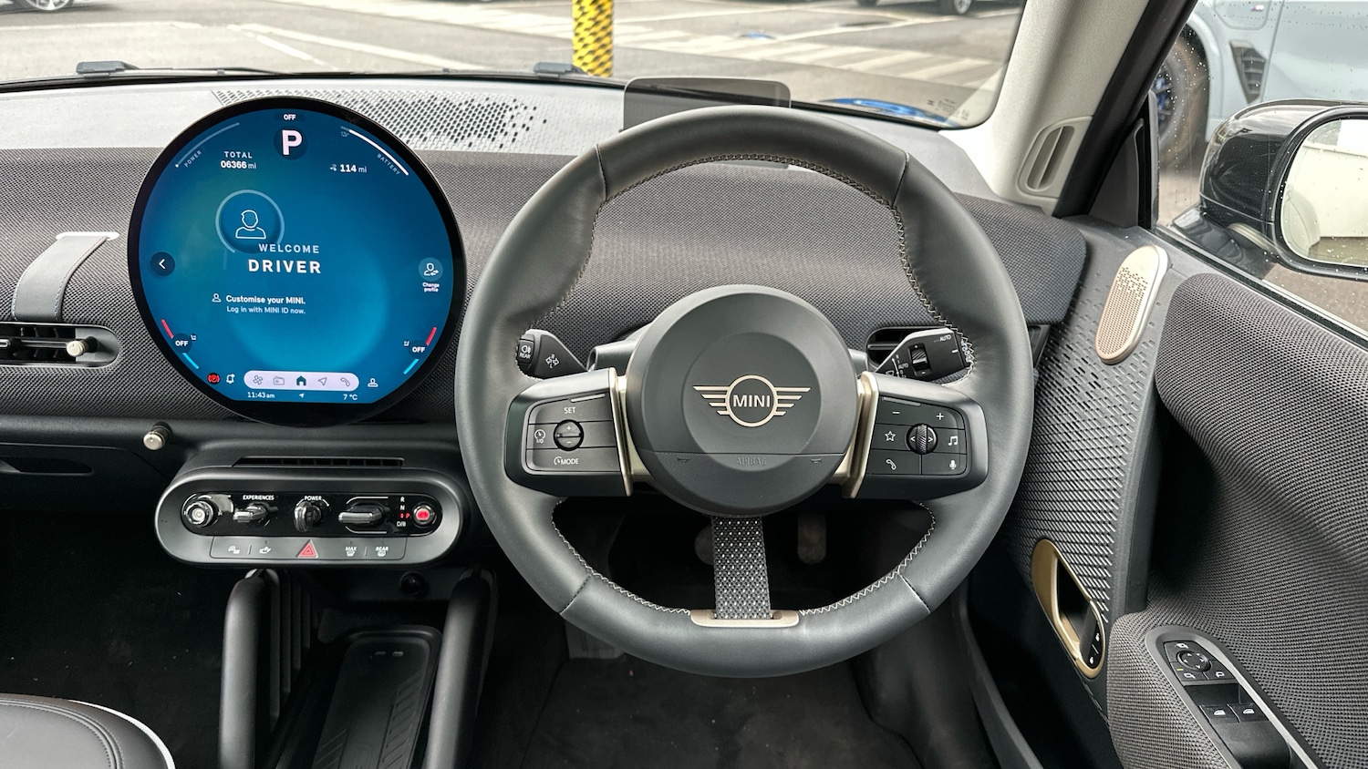 Used MINI Cooper 2024 for sale - 76692663: Photo 5