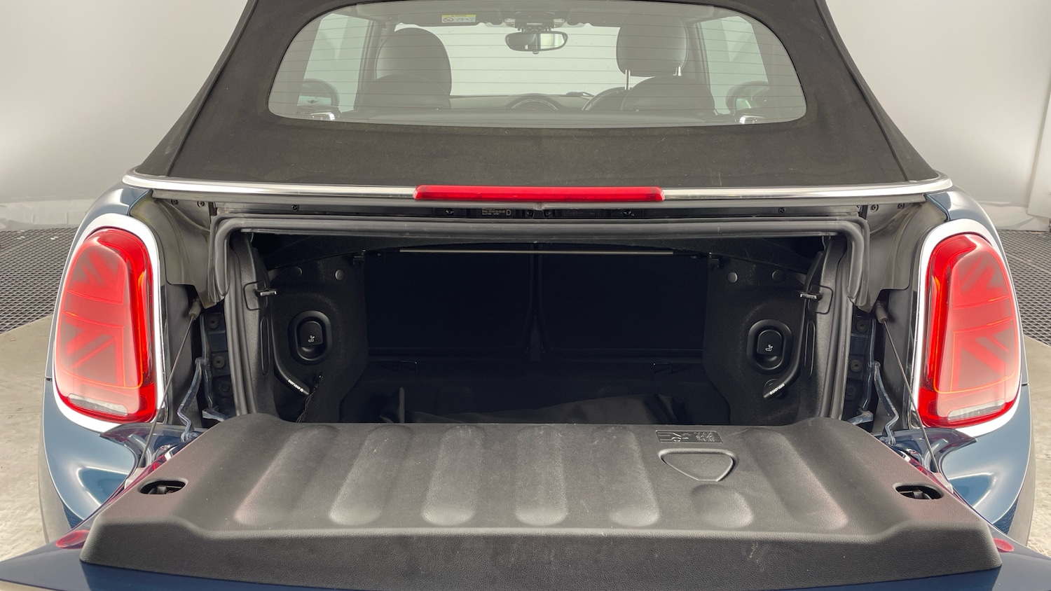 Used MINI Convertible 2020 for sale - 77103962: Photo 13