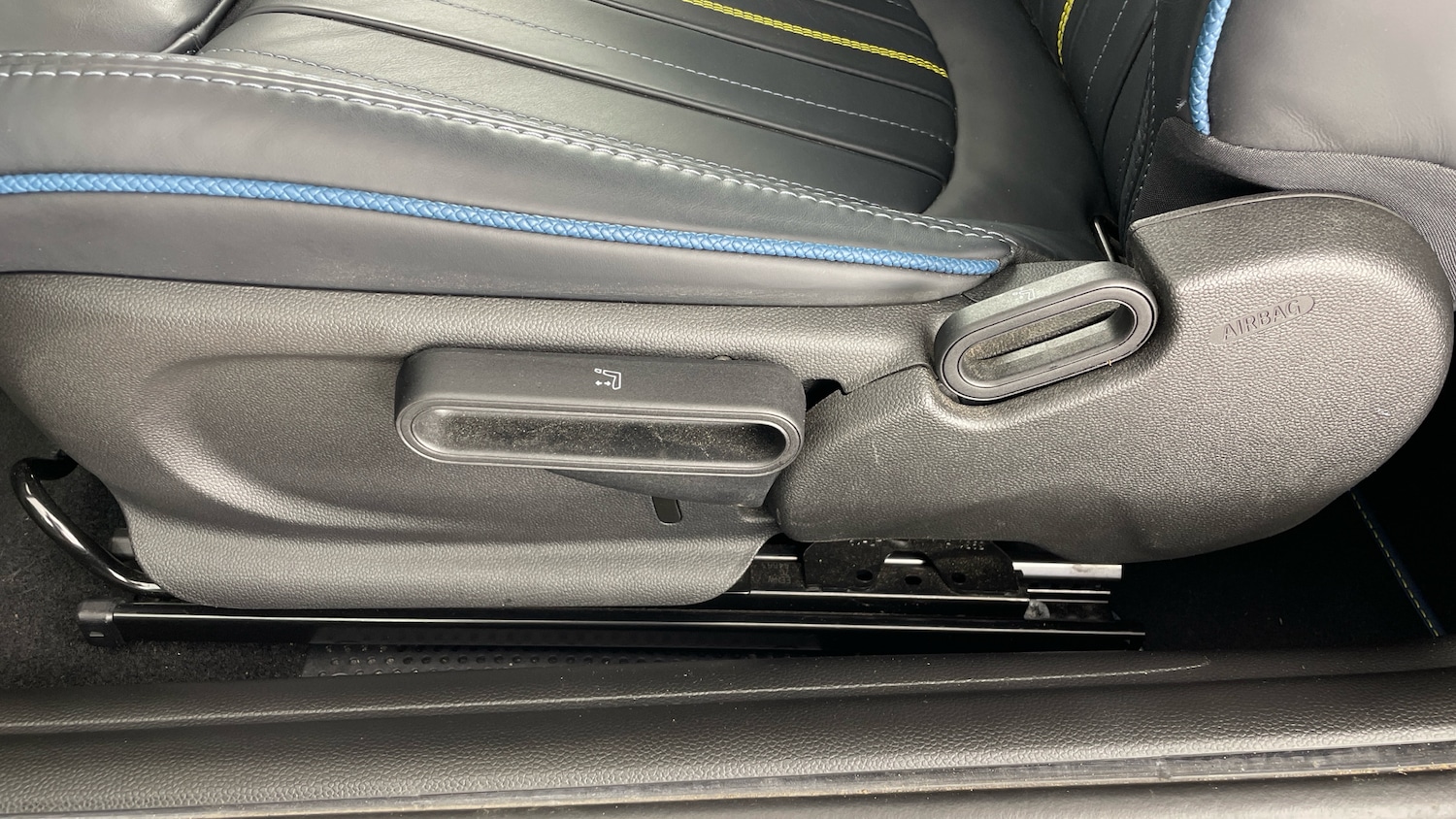 Used MINI Convertible 2020 for sale - 77103962: Photo 28