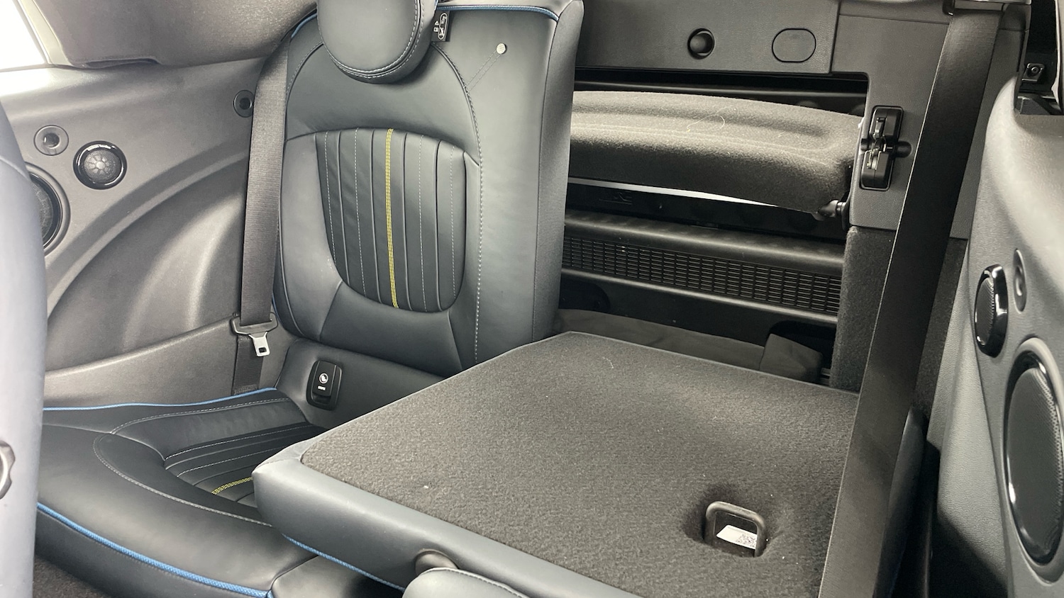 Used MINI Convertible 2020 for sale - 77103962: Photo 39