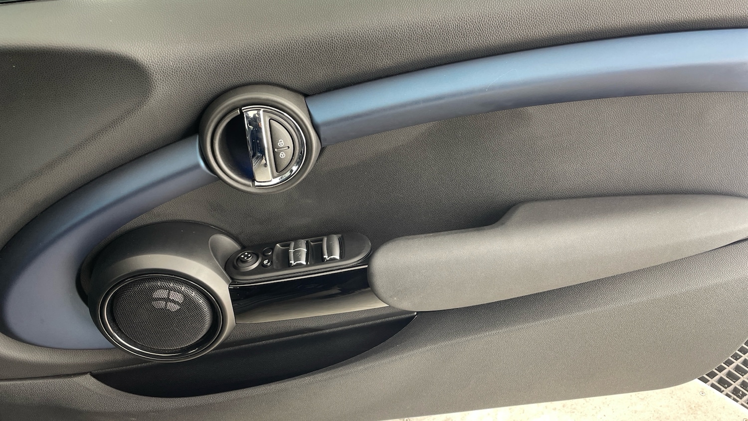 Used MINI Convertible 2020 for sale - 77103962: Photo 45