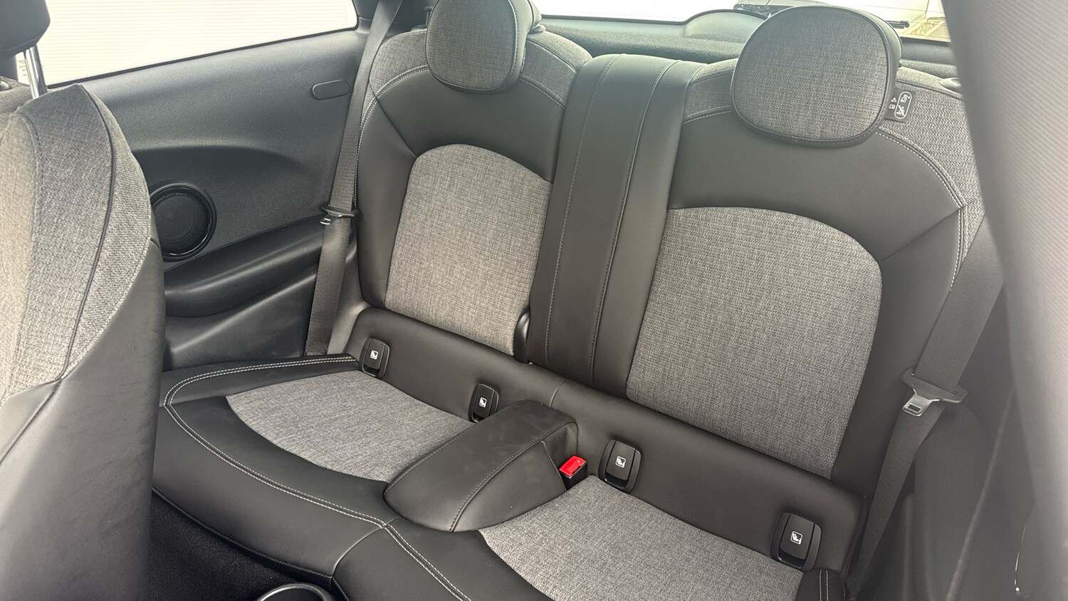 Used MINI Hatch 2022 for sale - 76146475: Photo 12