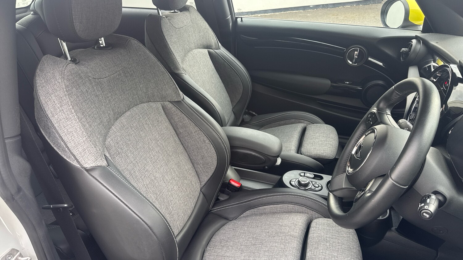 Used MINI Hatch 2022 for sale - 76146475: Photo 37