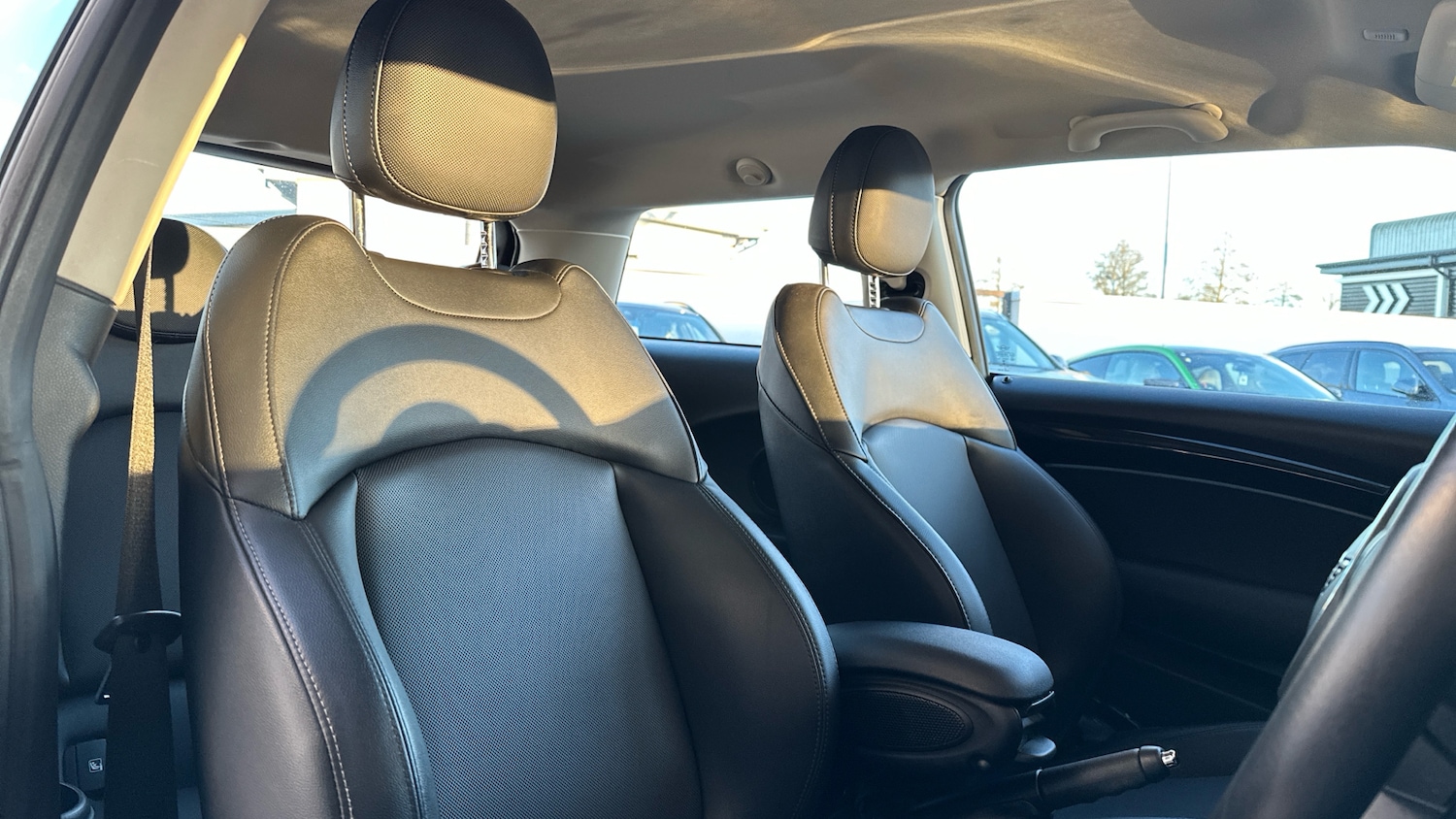 Used MINI Hatch 2022 for sale - 77195668: Photo 11