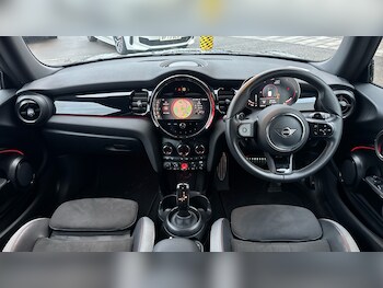 Used MINI Hatch 2022 for sale - 77197993: Photo