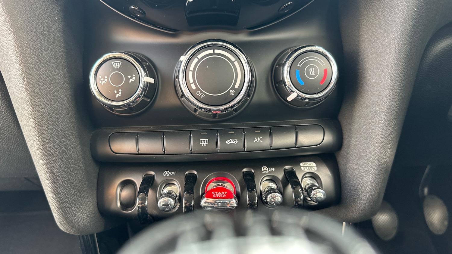 Used MINI Hatch 2021 for sale - 76638548: Photo 32