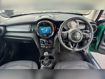 Used MINI Hatch 2019 for sale - 75639152: Photo