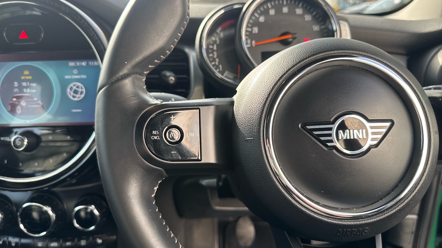 Used MINI Hatch 2022 for sale - 77715252: Photo 17