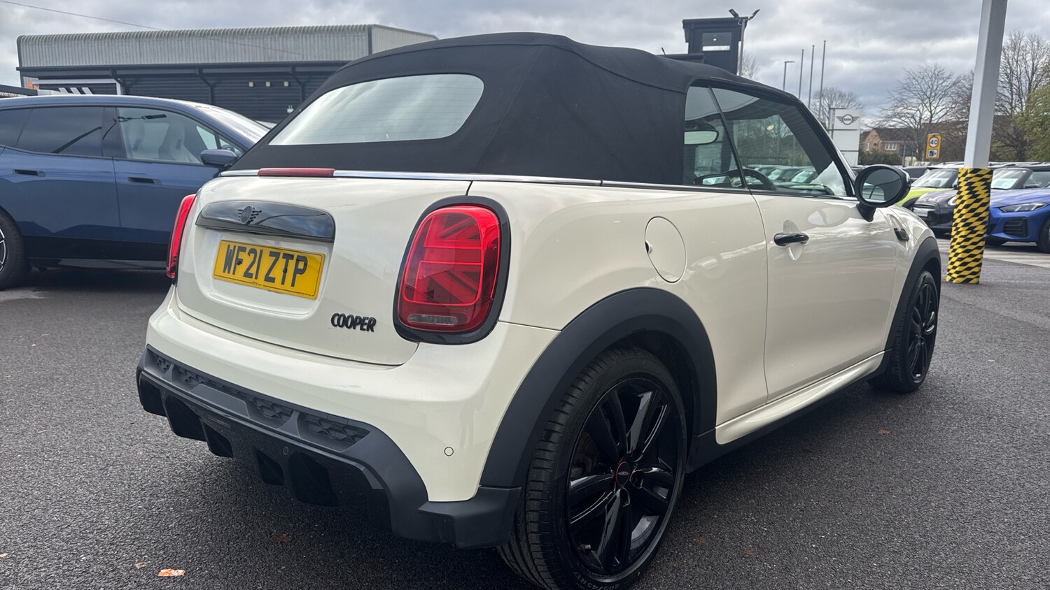 Used MINI Convertible 2021 for sale - 76682287: Photo 24