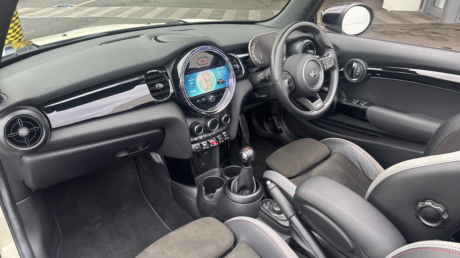 Used MINI Convertible 2021 for sale - 76682287: Photo 7