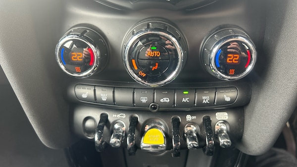 Used MINI Hatch 2022 for sale - 76230838: Photo 25