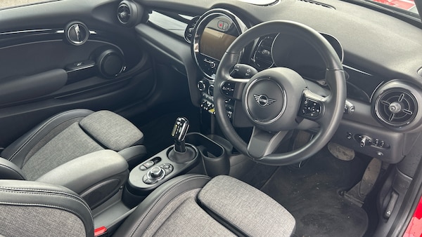 Used MINI Hatch 2022 for sale - 76230838: Photo 6