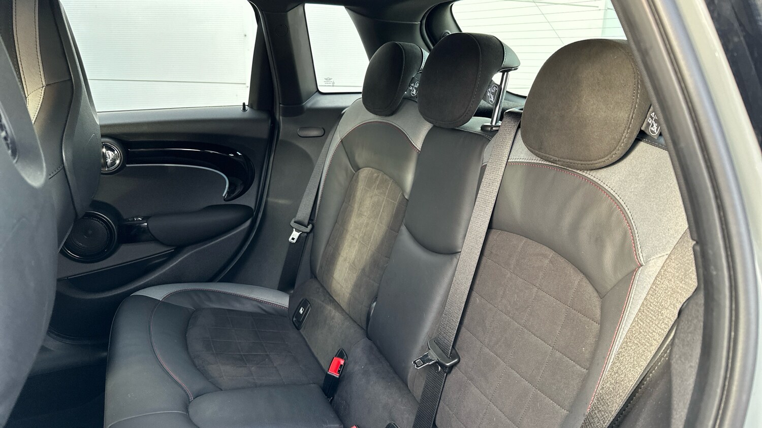 Used MINI Hatch 2022 for sale - 76968351: Photo 12