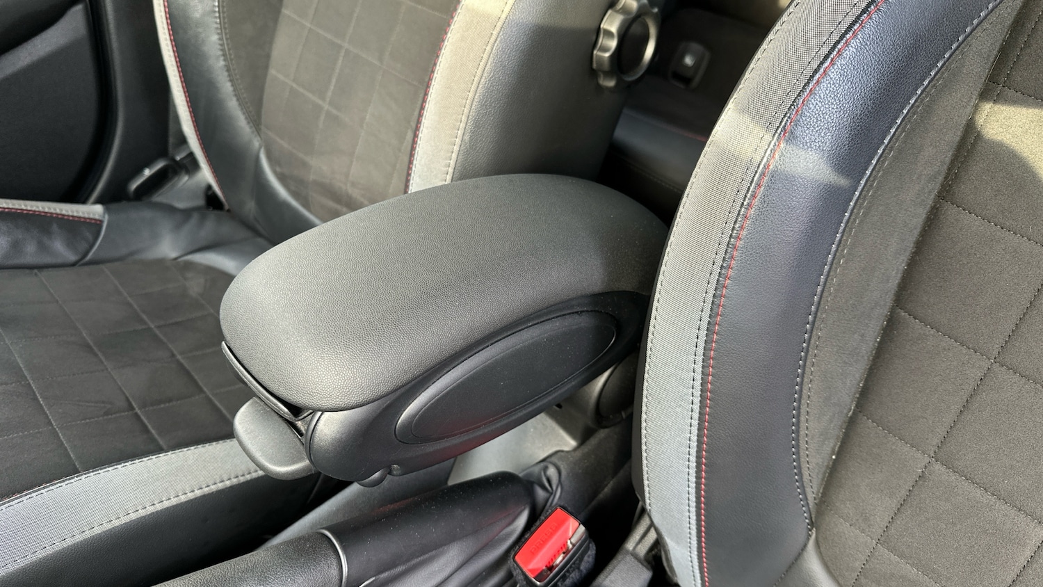 Used MINI Hatch 2022 for sale - 76968351: Photo 39