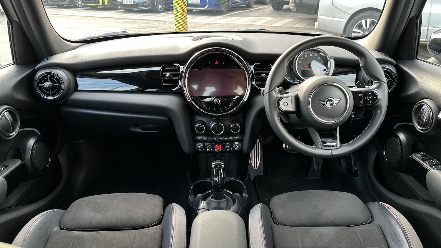 Used MINI Hatch 2022 for sale - 76968351: Photo 4