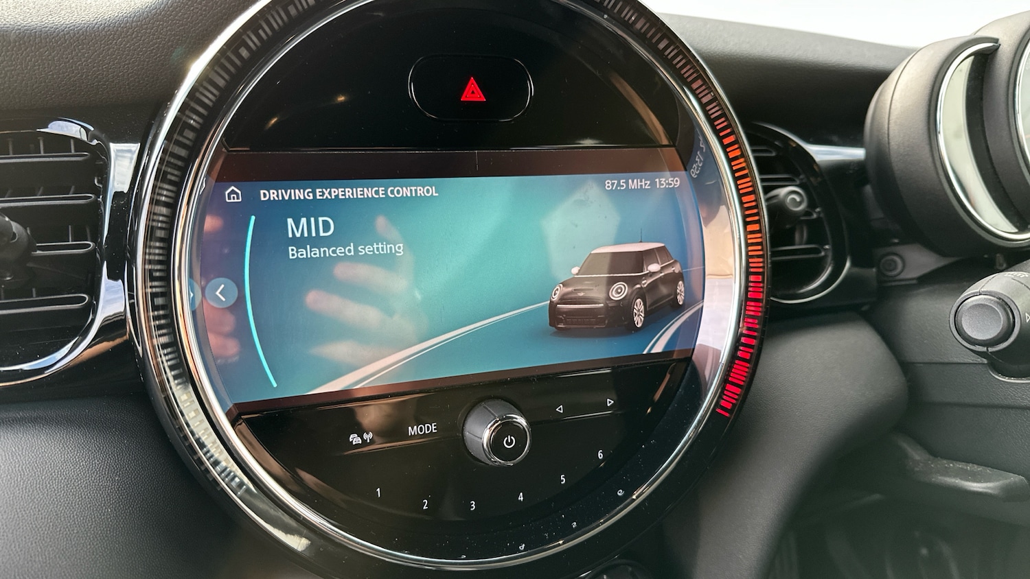 Used MINI Hatch 2022 for sale - 76968351: Photo 46