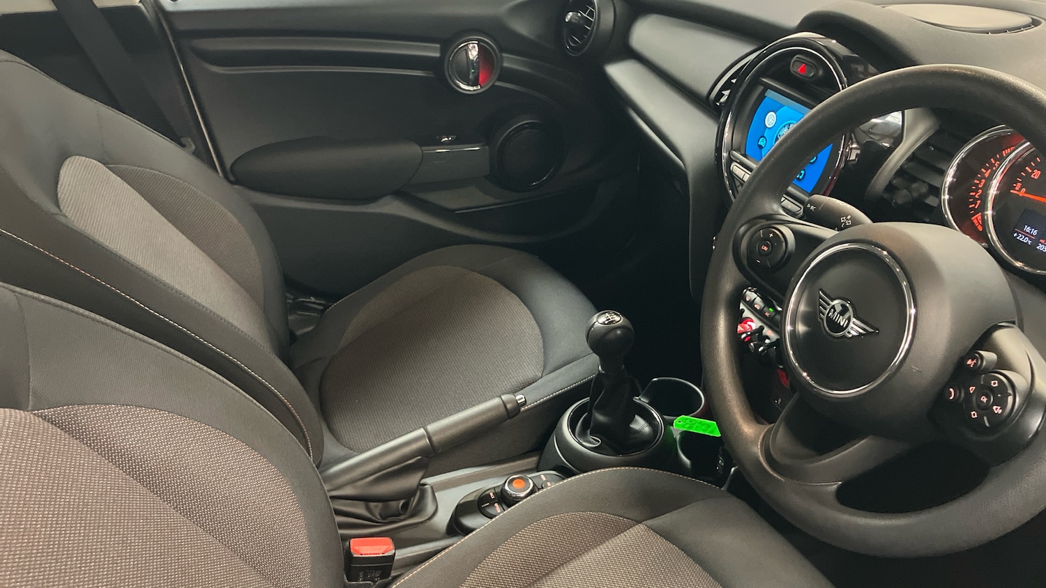 Used MINI Hatch 2020 for sale - 77493197: Photo 11