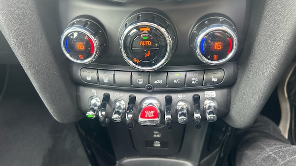 Used MINI Hatch 2022 for sale - 76231548: Photo 32