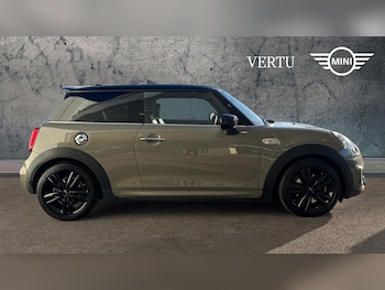 Used MINI Hatch 2019 for sale - 77195666: Photo