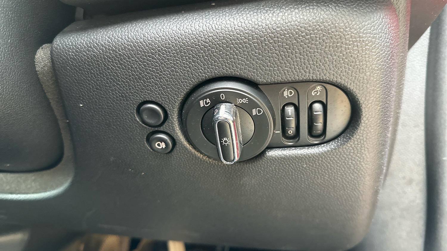 Used MINI Convertible 2022 for sale - 78143678: Photo 38