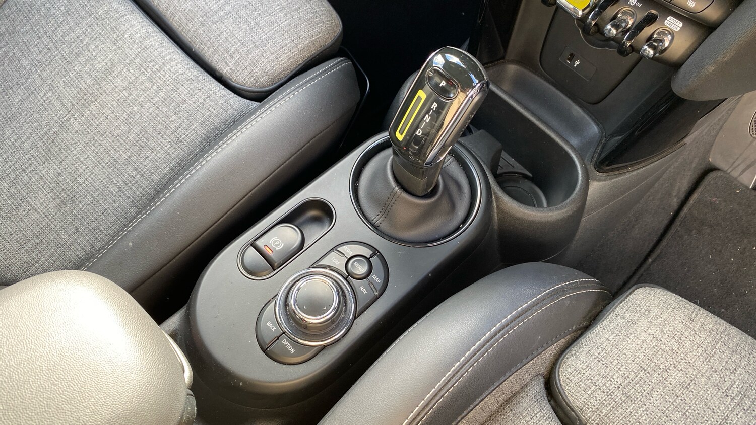 Used MINI Hatch 2022 for sale - 76218683: Photo 10