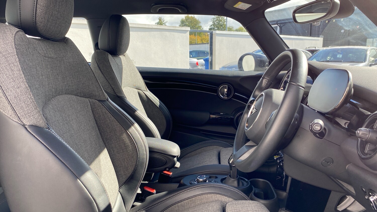 Used MINI Hatch 2022 for sale - 76218683: Photo 11