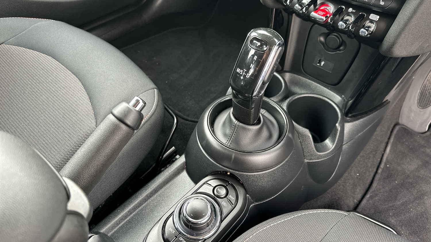 Used MINI Hatch 2023 for sale - 77774351: Photo 10