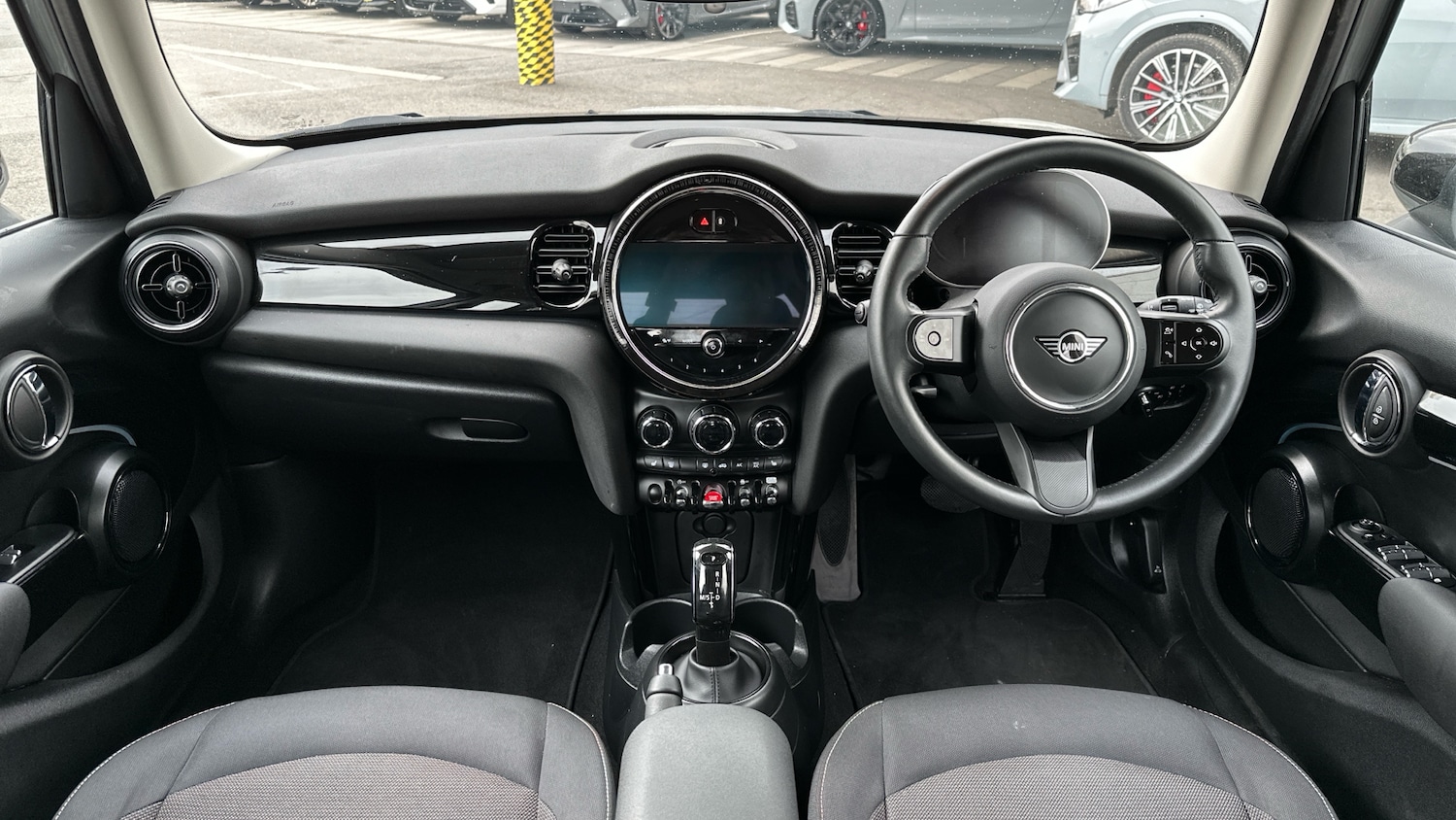 Used MINI Hatch 2023 for sale - 77774351: Photo 4