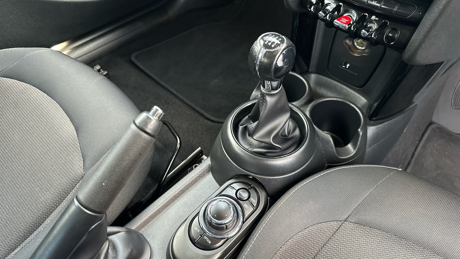 Used MINI Hatch 2022 for sale - 77998229: Photo 10