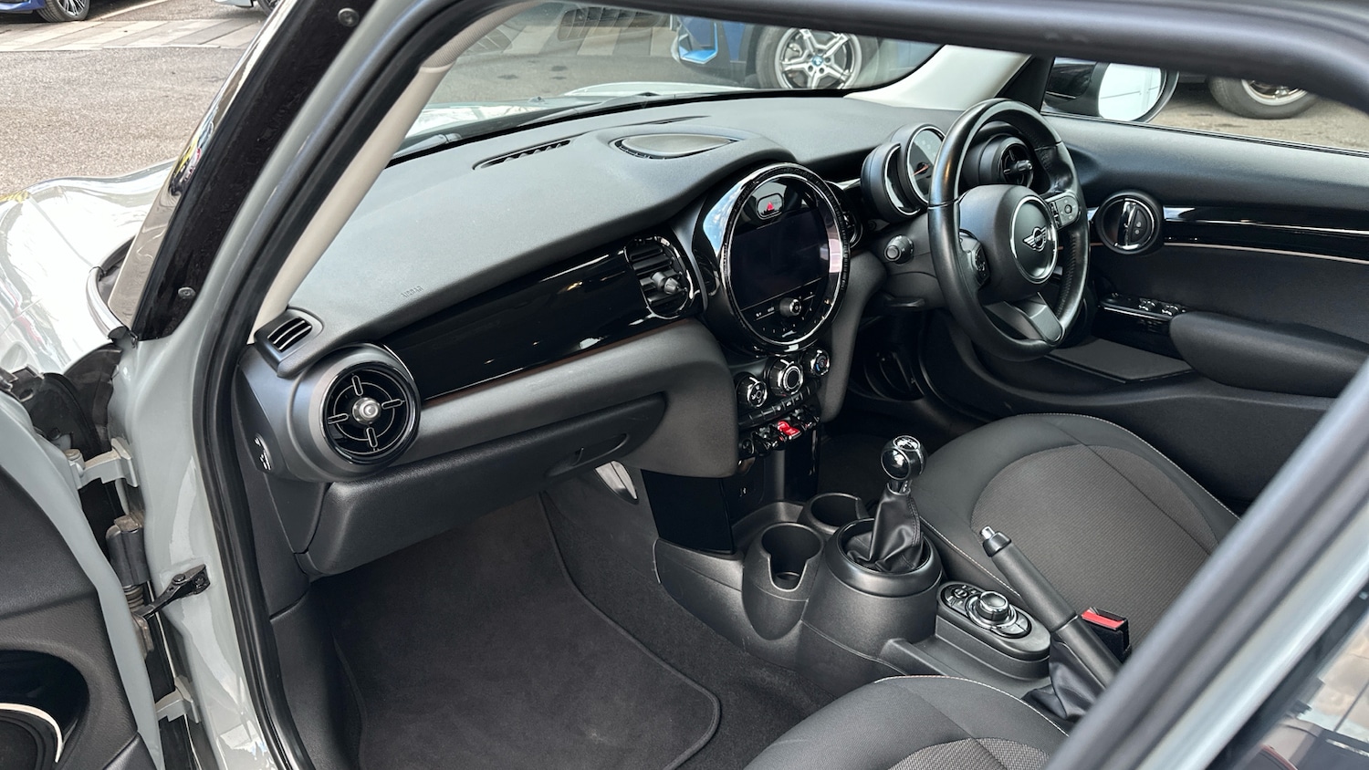 Used MINI Hatch 2022 for sale - 77998229: Photo 7