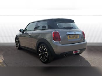 Used MINI Hatch 2019 for sale - 79649041: Photo